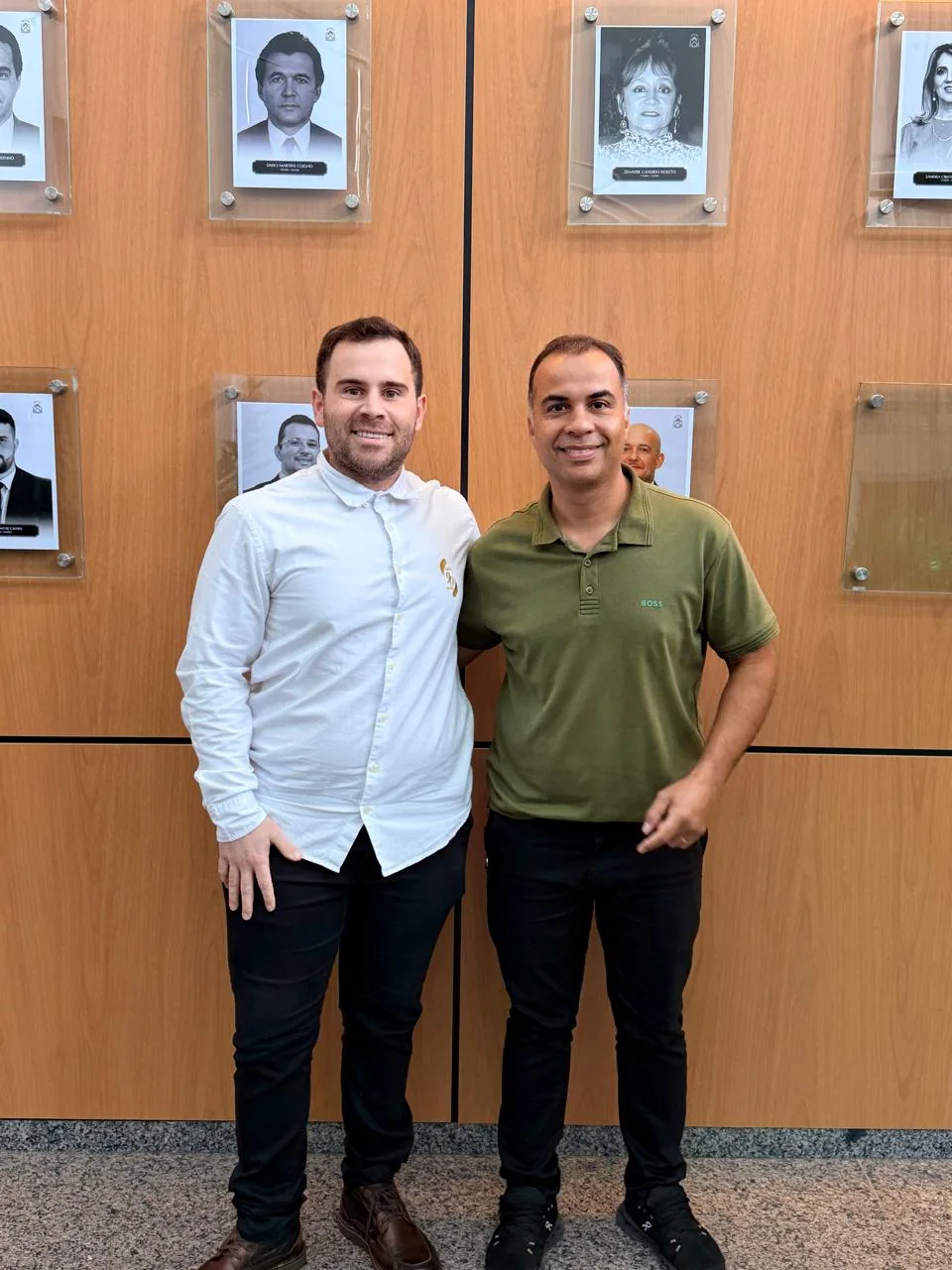 Dr. João Protásio Netto, presidente da SBOT-TO, e o deputado federal Filipe Martins na Secretaria da Administração do Tocantins